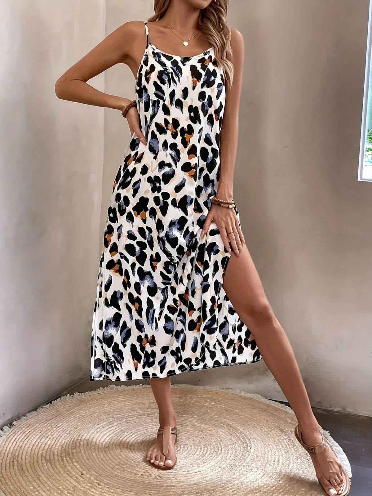 Leopardenmuster Sommerkleid Elegantes Spaghetti-Träger Kleid mit Schlitz