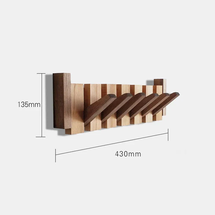 Robuster Wandgarderobenständer aus Holz mit Musikalischem Design