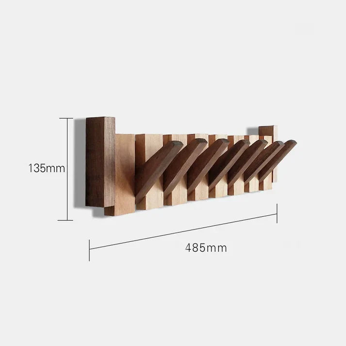 Robuster Wandgarderobenständer aus Holz mit Musikalischem Design