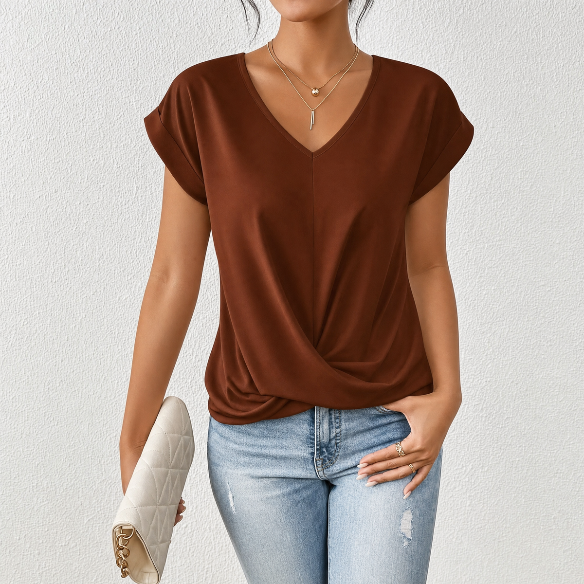 Damenbluse mit V-Ausschnitt und drapiertem Saum
