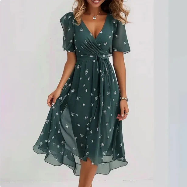 Luftiges Sommerkleid mit Blumenmuster