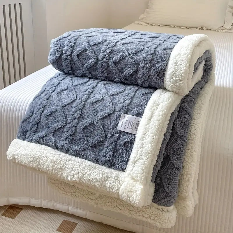 Kuscheldecke mit Wendefunktion aus Sherpa-Fleece