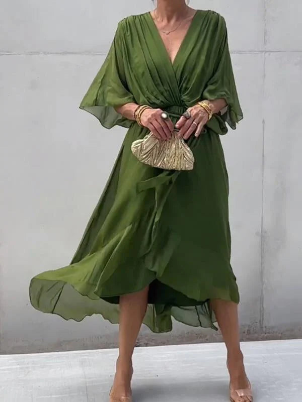 Elegantes Kleid mit V-Ausschnitt