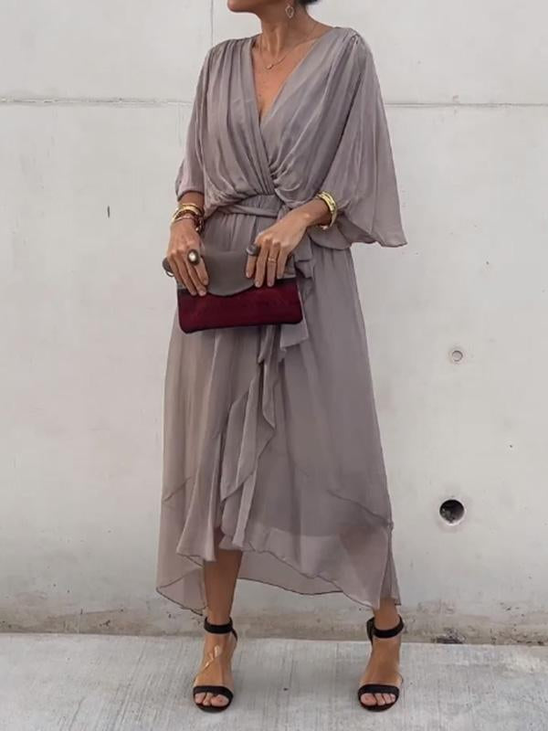 Elegantes Kleid mit V-Ausschnitt