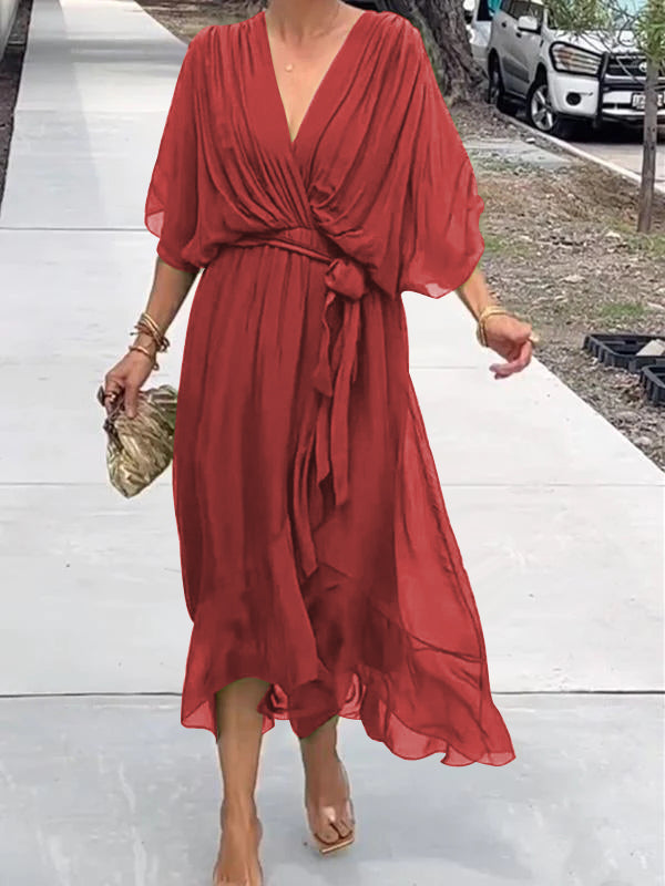 Elegantes Kleid mit V-Ausschnitt