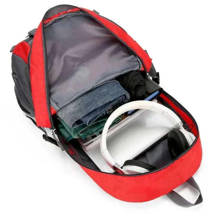 Wasserdichter Outdoor-Reiserucksack mit mehreren Fächern
