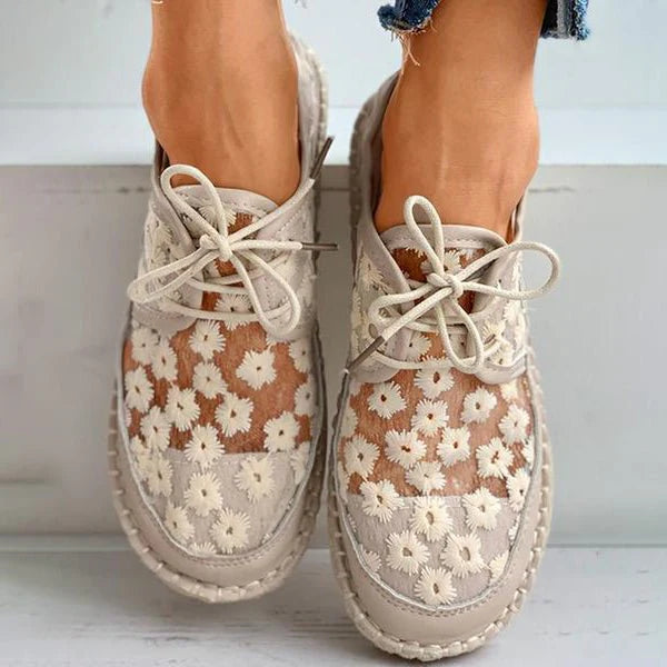Orthopädische bestickte Damen-Sneaker mit stilvollem Komfort