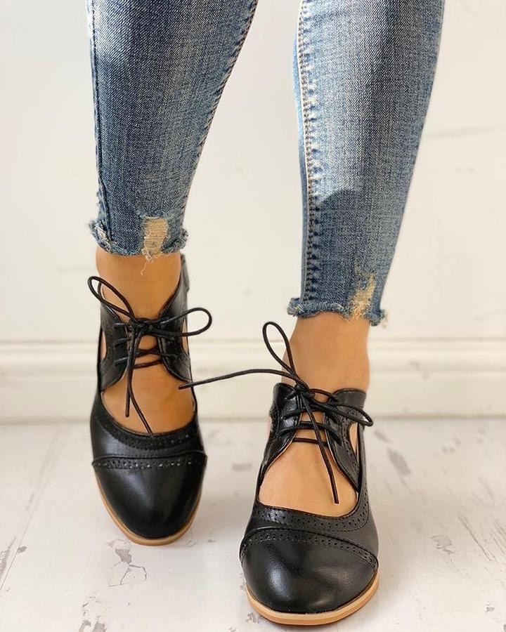 Klassische Brogue-Stiefeletten mit zeitlosem Design