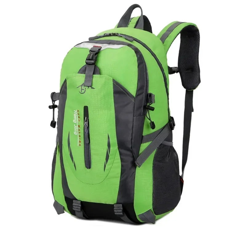 Wasserdichter Outdoor-Reiserucksack mit mehreren Fächern